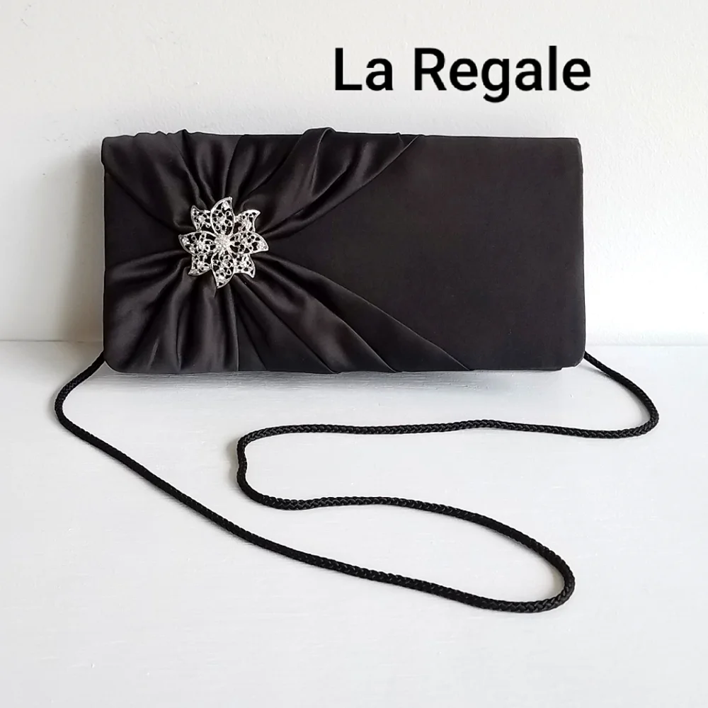 La Regale Brooch Formal Crossbody Handbag